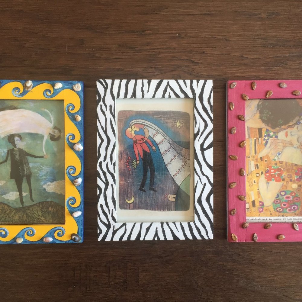 3 Hand-painted frames with prints - Love&Kiss